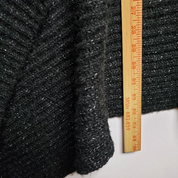 NWOT BCBG Maxazria Long Sleeveless Cardigan Sweater Vest Size S/M Vintage Unique - Picture 11 of 12